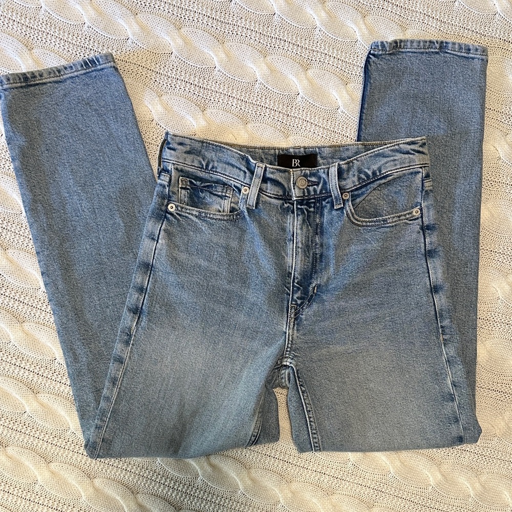 Banana Republic High-Rise Slim Straight Jeans – Size 27 Light Wash